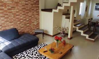 Imagem 5: Casa moderna e com 4 dormitórios à venda no centro de IBIUNA - SP