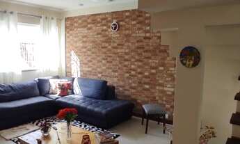 Imagem 3: Casa moderna e com 4 dormitórios à venda no centro de IBIUNA - SP