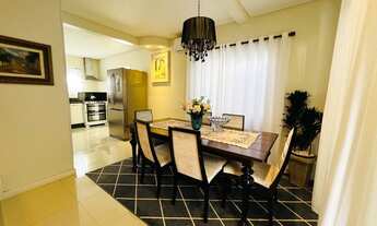 Imagem 3: Sobrado Averbado, aceita financiamento, com 1 suíte e 3 quartos, 2 vagas à venda no Bom Re