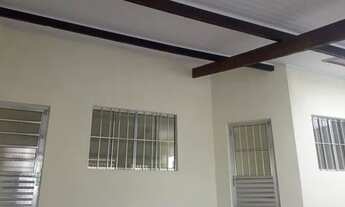 Imagem 2: 04- Casa no bairro de Fátima na Serra