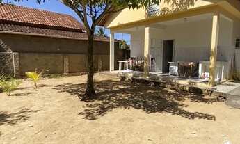 Imagem 6: Vendo casa com quintal edificada em um lote de 300m², localizada no Bairro Acaiaca, emPiúm