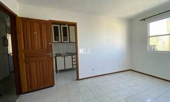 Imagem 5: Apartamento com 2 dormitórios, para locação no bairro Coqueiros, Florianópolis SC