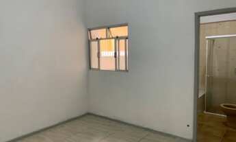 Imagem 4: Aluga-se casa na rua principal do Bairro de Lourdes