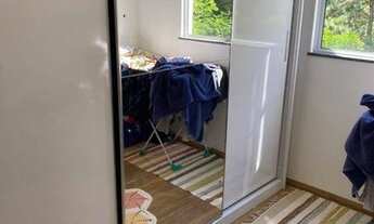 Imagem 4: Apartamento 02 quartos, sala, banheiro social, cozinha/área de serviço com armários, eleva