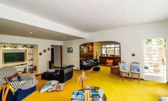 Imagem 3: Vista para o parque em rua com cancela na Granja Julieta