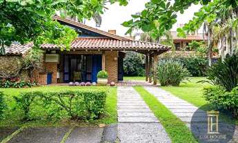 Imagem 2: Casa para Temporada em Florianópolis, Jurerê Internacional, 3 dormitórios, 1 suíte, 2 banh