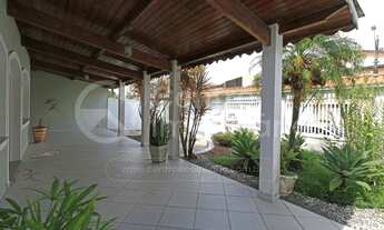 Imagem 3: CASA com piscina e 3 quartos em Peruíbe, no bairro Centro