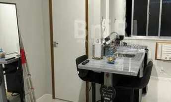 Imagem 2: Conjugado reformado mobilhado em rua tranquila sem saída