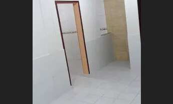 Imagem 7: Casa em Caruaru com cisterna próximo a BR-104