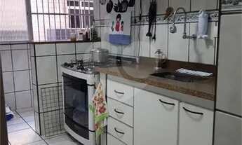 Imagem 12: Apartamento 2 Dormitórios Sala com Varanda e Vaga de Garagem