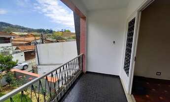 Imagem 4: Excelente casa de 3 quartos + apartamento em localização nobre