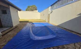 Imagem 3: Casa para aluguel possui 336 m2 com 06 quartos no Bairro Marta Helena - Uberlândia - MG