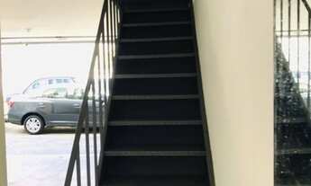 Imagem 2: Loja de 100m com 13 vagas,na Av. das Américas em frente ao barrashopping