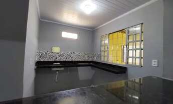 Imagem: Casa de 2 Quartos e 45mt² na entrada do