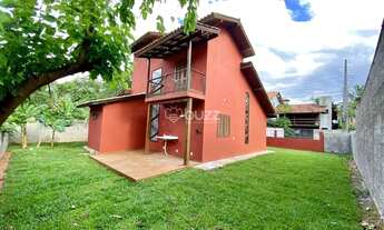 Imagem 3: Linda casa isolada em rua calma com trilha para praia ! Terreno de 340 m2 e 110m2 de const