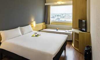 Imagem 3: Flat disponível para venda no Hotel Ibis Tamboré, com 1 dormitório, 1 vaga de garagem