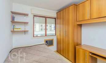 Imagem 6: Imóvel para venda tem 54 metros quadrados com 2 quartos em Santana - Porto Alegre - RS