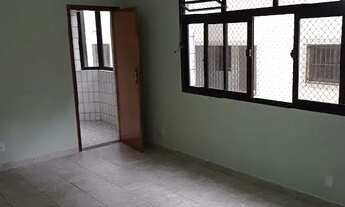 Imagem: Apartamento de frente no bairro Embaré