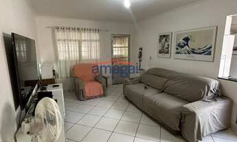 Imagem 2: Casa 3 dormitórios com edícula no Parque Califórnia, Jacareí SP