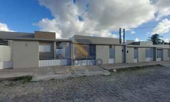 Imagem 3: Aluguel Casa 3/4 no Tamanho Ideal Com Suíte Varanda Quintal Prox. ao Novo Brasil em Maceió