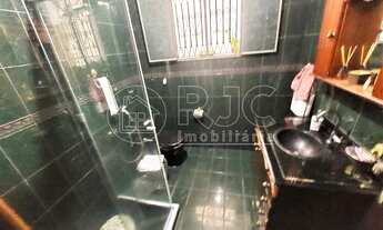 Imagem 7: Casa para venda com 156 metros quadrados com 5 quartos em Campo Grande - Rio de Janeiro