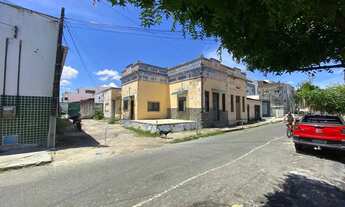 Imagem 3: Vendo Terreno com Galpões e Casas Próximo a UNIFAMETRO