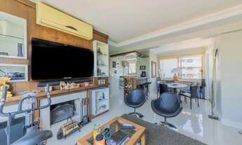 Imagem 3: Apartamento com 3 dormitórios e 3 vagas no Petrópolis