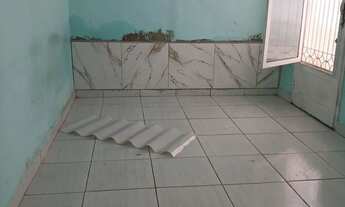 Imagem: Aluga se casa 01 dormits bairro c.gde 1.300