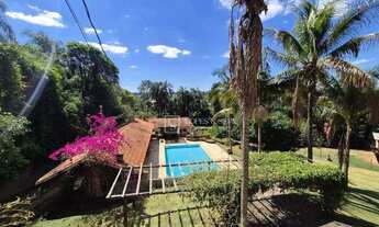 Imagem: Chácara à Venda com 5 Dormitórios, Sendo