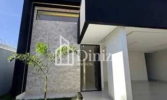 Imagem 4: Casa no Jardins do Lago com 3 suítes, sendo uma suíte master com closet e lote de 352m2