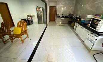 Imagem 5: Oportunidade Única na Vila Lucy - Goiânia! More com Requinte e Tenha Renda Extra!