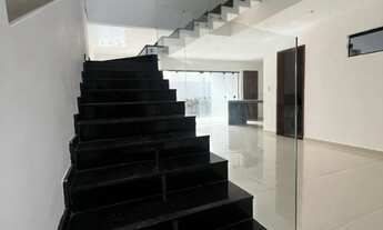 Imagem 4: Francês. Casa duplex, 3 quartos, sendo 1 suíte, piscina. 155m². pronta p/ morar