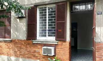 Imagem 3: Apto térreo de 02 dorm, sala, banho, cozinha, reformado, com vaga de convenção