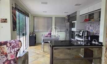 Imagem 7: Casa 4 Quartos com 4 Suítes e 420m² - Centro - CEN