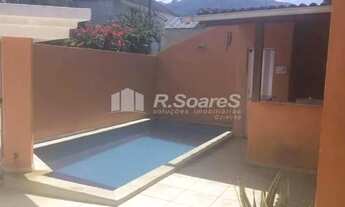 Imagem 3: Casa em condomínio, com três quartos sendo um suíte, em Vargem Grande, Condominio Horsesho