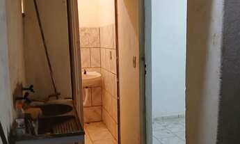 Imagem 3: Kitnet água e luz incluídos