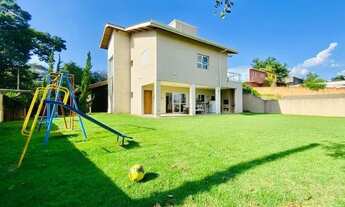 Imagem: Belíssimo sobrado ensolarado com muito