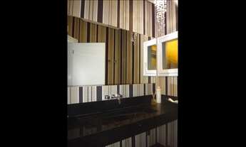 Imagem 6: Casa para aluguel e venda possui 500 metros quadrados com 4 quartos