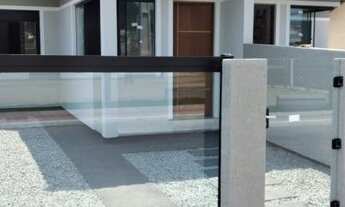 Imagem: Linda casa com acabamento DIFERENCIADO