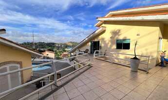 Imagem 2: Casa de condomínio sobrado para venda possui 540 metros quadrados com 5 quartos