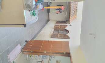 Imagem 2: Casa para aluguel e venda tem 320 metros quadrados com 5 quartos