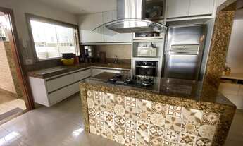 Imagem 4: Casa para venda possui 280 metros quadrados com 4 quartos em IBES - Vila Velha - ES