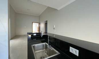 Imagem 6: Bela casa nova a venda com 3 suítes no Cidade Jardim - Uberlândia - MG