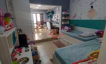 Imagem: Sobrado com 2 dormitórios, 2 Banheiros