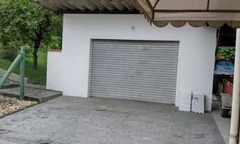 Imagem 3: Ótima casa no bairro do Salto, com seu estilo enxaimel disponível para fins comerciais