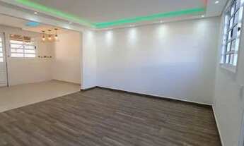 Imagem 2: Sobra com 3 Dormitórios, Suíte e 4 Vagas de Garagem