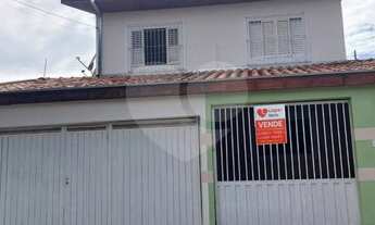 Imagem: CASA À VENDA COM 3 DORMITÓRIOS, 2 VAGAS