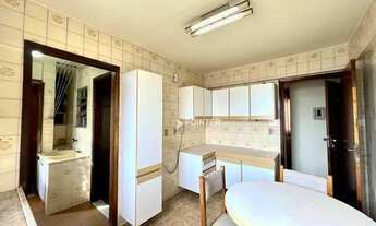 Imagem: Apartamento com 3 quartos rico em armários