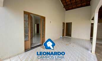 Imagem 4: Casa com 3 quartos sendo 1 Suíte - Quintal Amplo