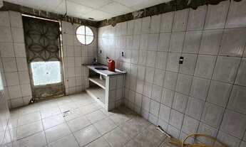 Imagem 5: CAS LADO COMERCIO PERTO POSTO SAUDE DE FUNDOS 3 QTS VARANDA AMPLO TERRENO DOC OK